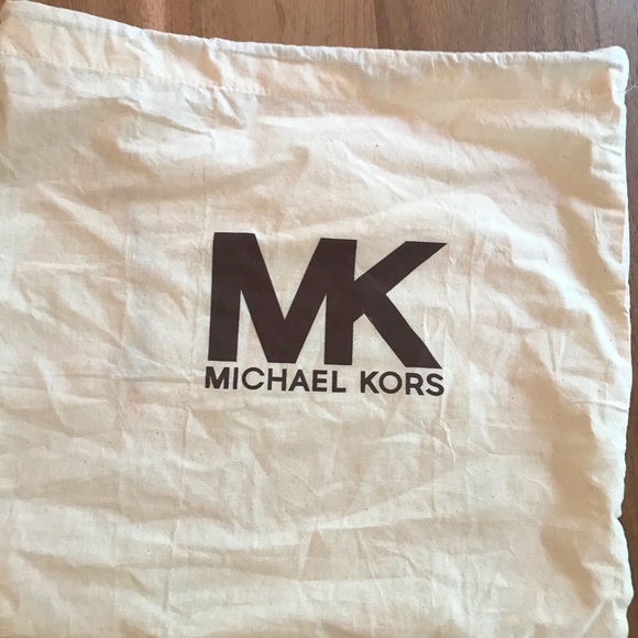 Michael Kors Waverly Purse - Picture 9 of 10